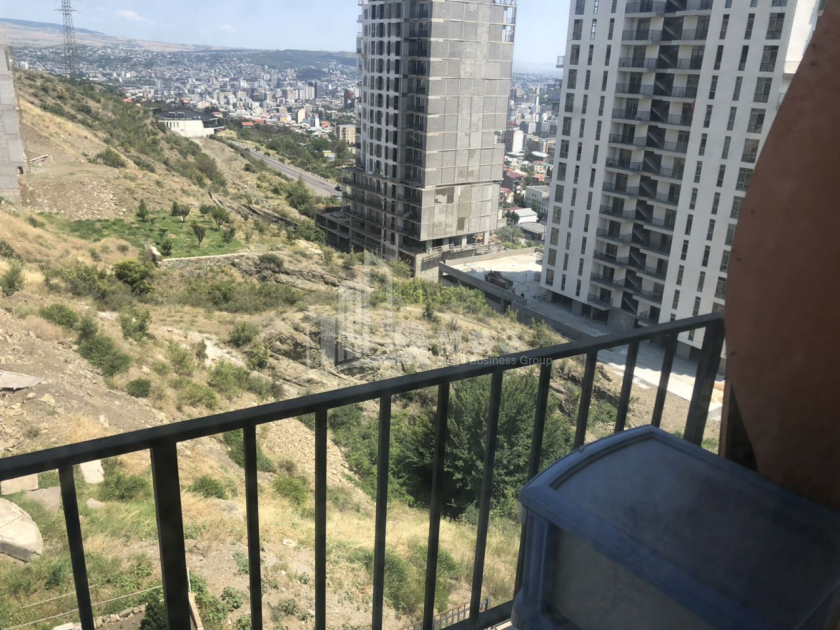 Продается Квартира, в Нуцубидзе микрорайони (I-V)