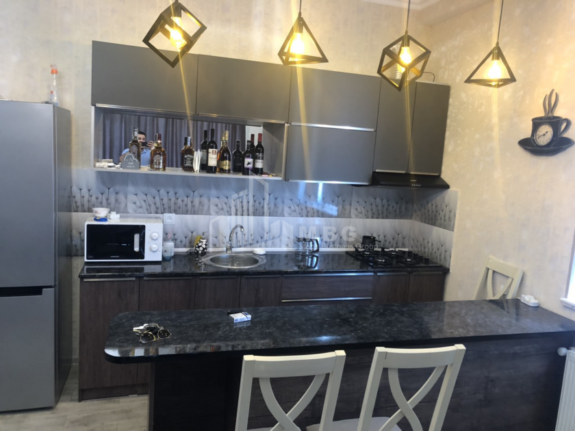 Продается Квартира, в Нуцубидзе микрорайони (I-V)