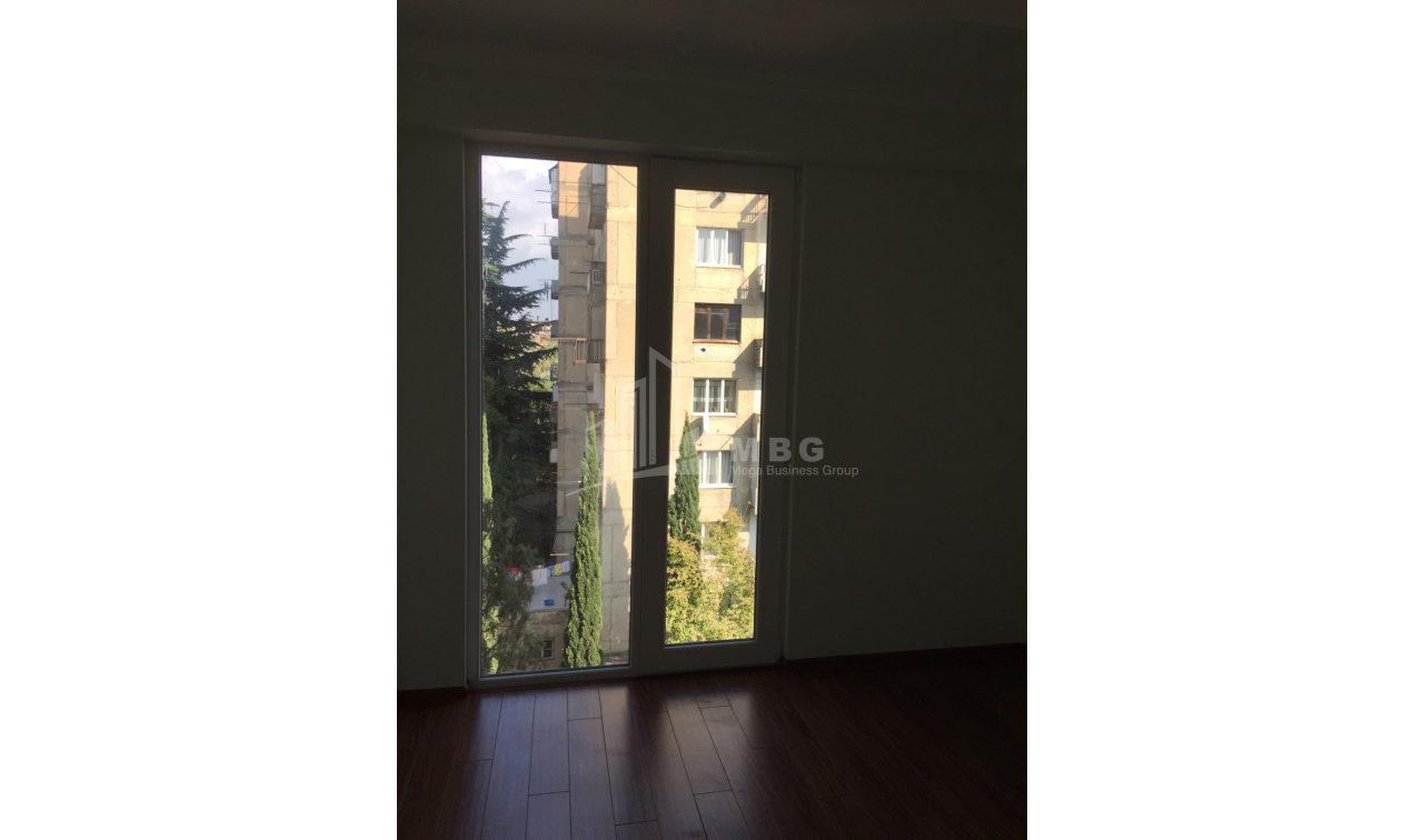 For Sale Flat, in Isani