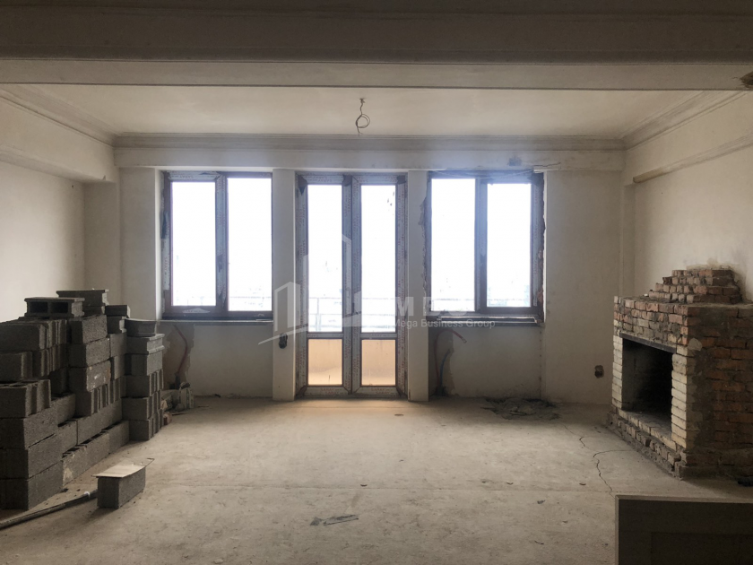 For Sale Flat, in Saburtalo