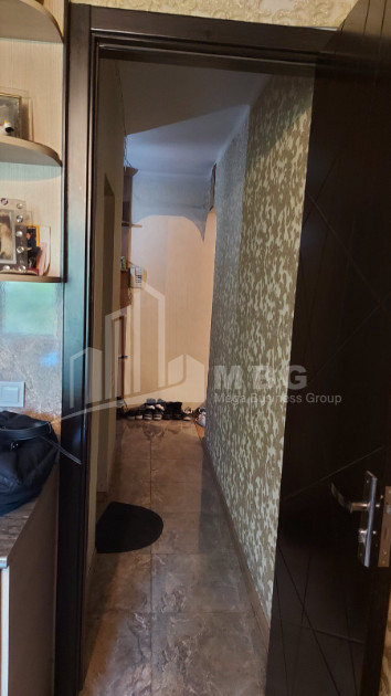 For Sale Flat, in Isani