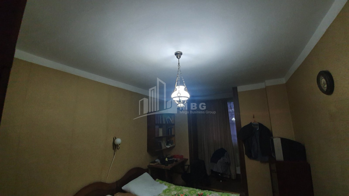 For Sale Flat, in Nutsubidze micro-districts (I-V)