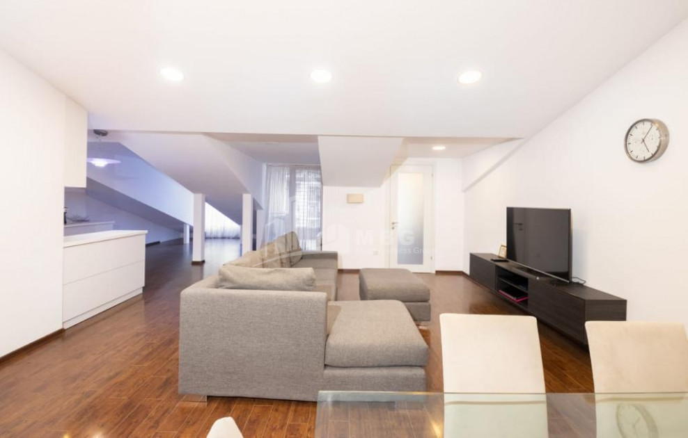 For Sale Flat, in Vake