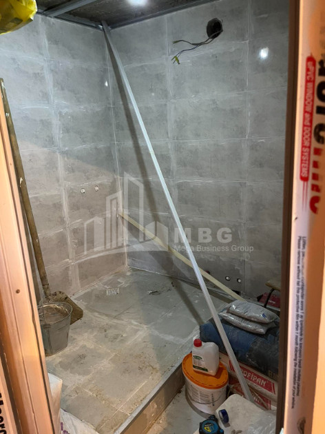 იყიდება ბინა, საბურთალო