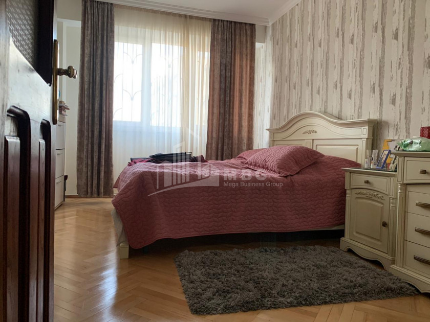 For Sale Flat, in Didube