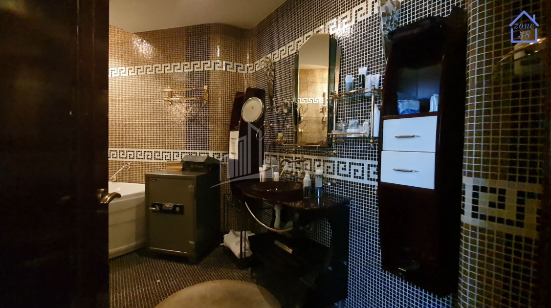 For Sale Flat, in Vake