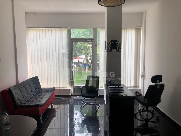 For Rent Витражный фасад Commercial, in Saburtalo