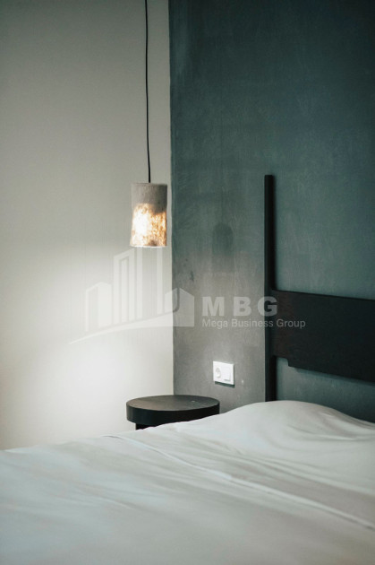 Продается Квартира, в Мтацминда