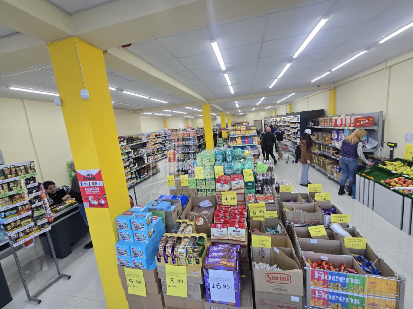 იყიდება სავაჭრო კომერციული ფართი ლოტკინში, ნაძალადევის რაიონი