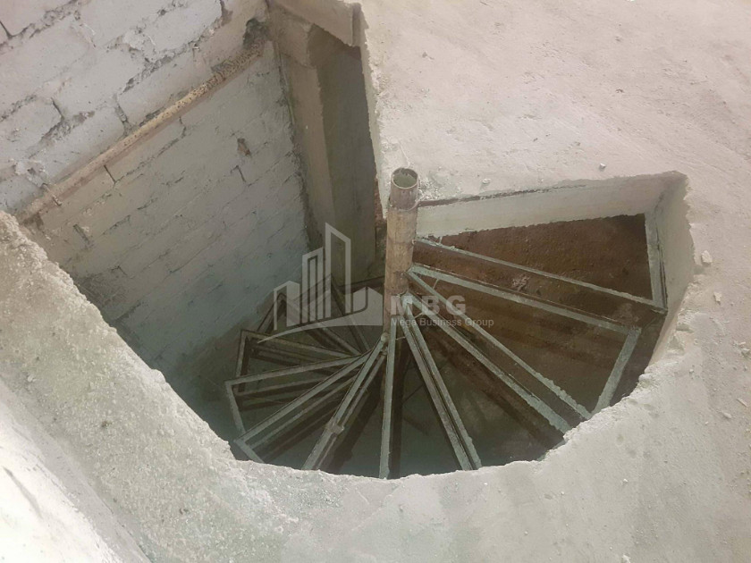 For Sale For office Commercial, in Sololaki