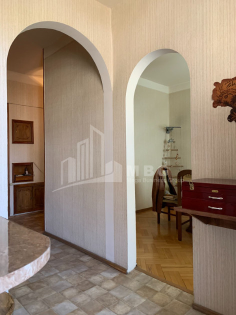 For Sale Flat, in Isani