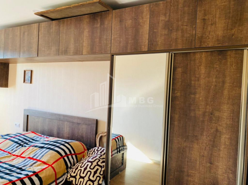 For Sale Flat, in Navtlughi-2