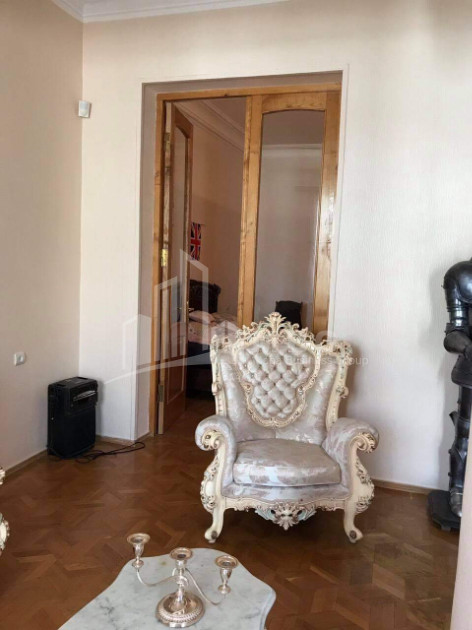 For Sale Flat, in Vake