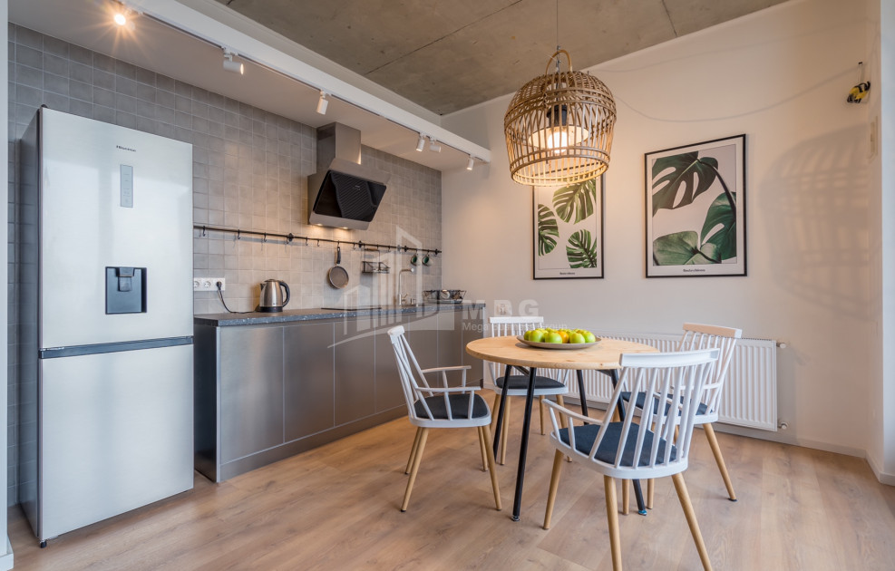 For Sale House - Villa, in fence