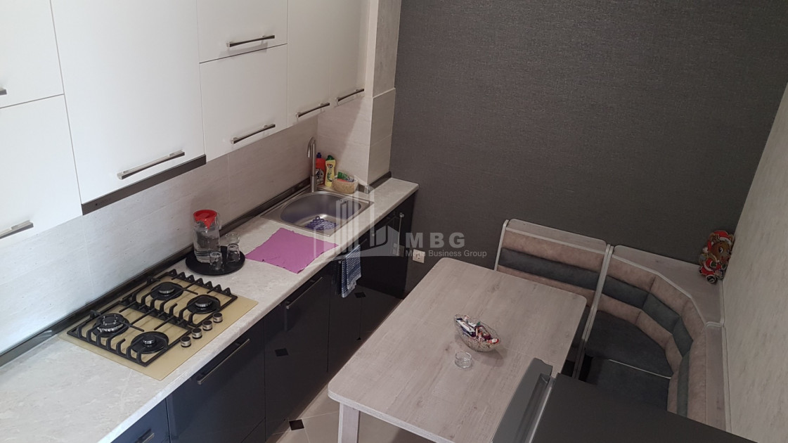 იყიდება ბინა, დიღმის მასივი