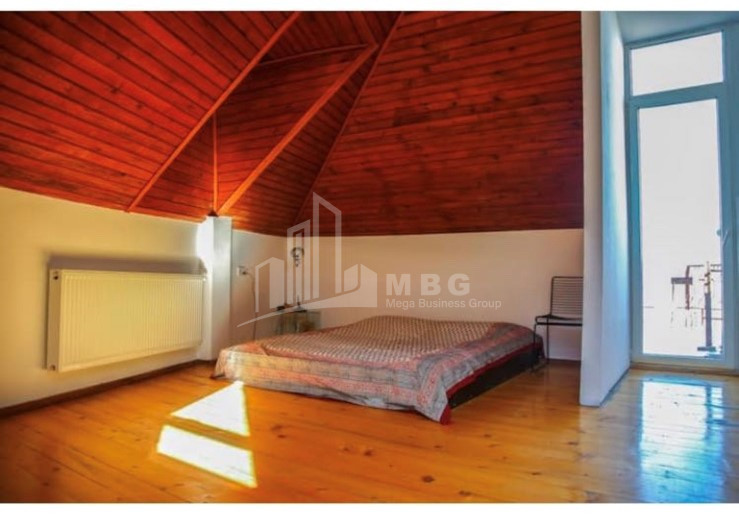 For Rent Flat, in Mtatsminda