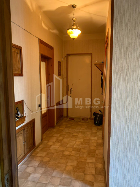 For Sale Flat, in Isani