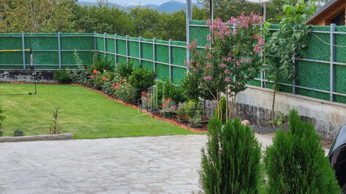 Продается Дом - Вилла В Коджори, Мтацминда Район