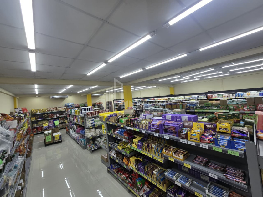 იყიდება სავაჭრო კომერციული ფართი ლოტკინში, ნაძალადევის რაიონი