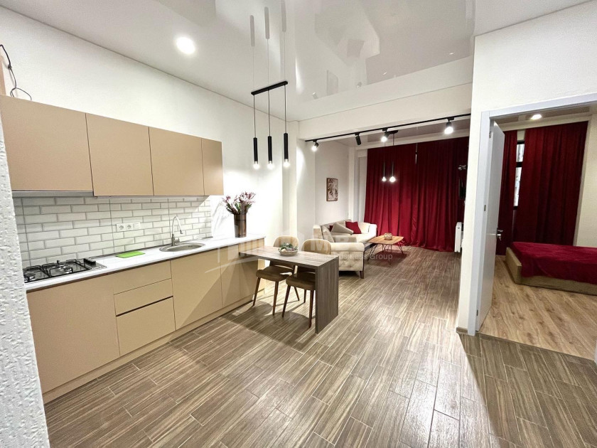 For Rent Flat, in Metromsheni