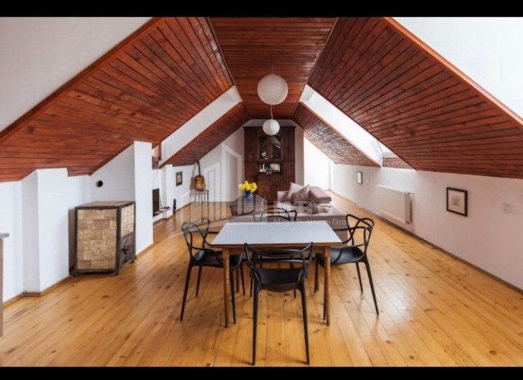 For Rent Flat, in Mtatsminda