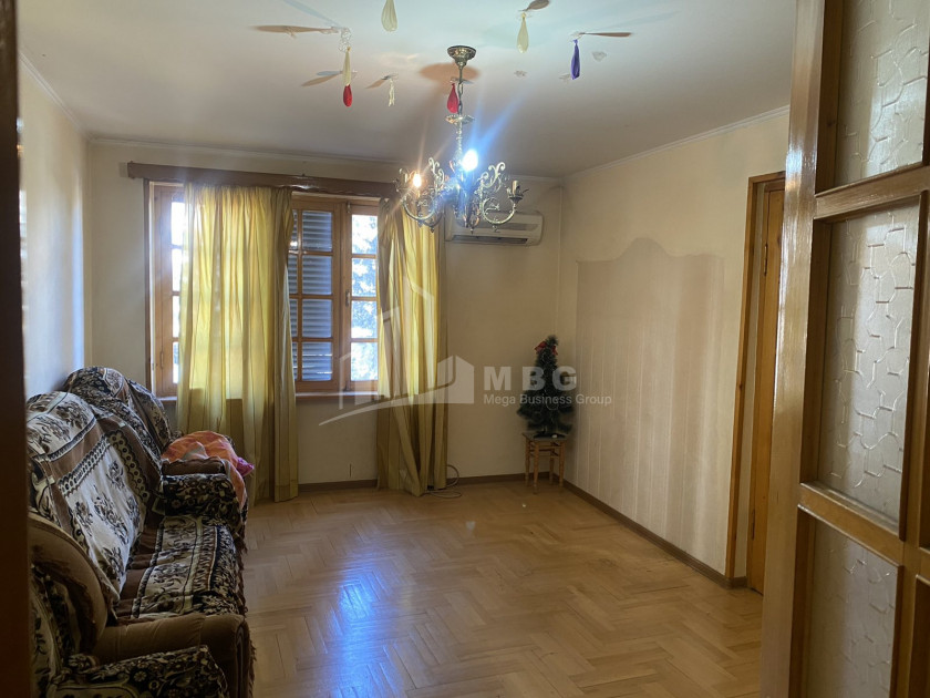 Продается Квартира, в Исани