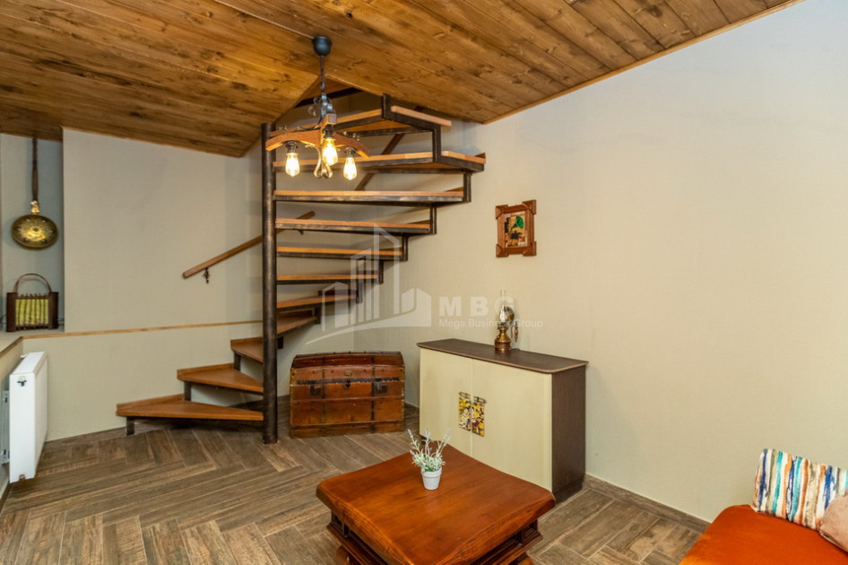 For Rent House - Villa, in Mtatsminda District