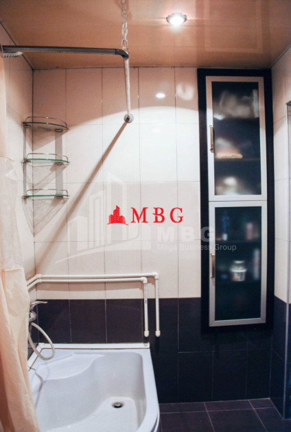 For Sale Flat, in Abanotubani