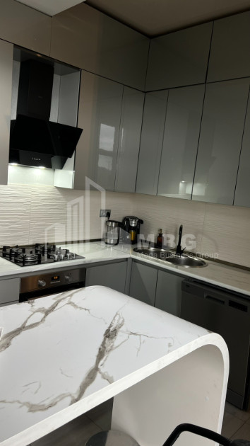 For Sale Flat, in Surrounding area of metro Guramishvili