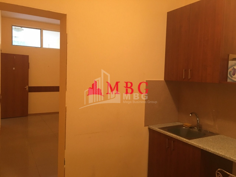 For Rent Витражный фасад Commercial, in Vake