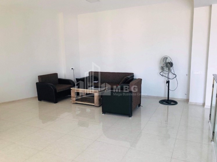 ქირავდება ვიტრაჟული ტიპის კომერციული ფართი, ნუცუბიძის მიკროები (I-V)