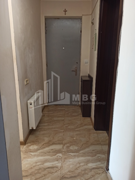 For Sale Flat, in Nadzaladevi