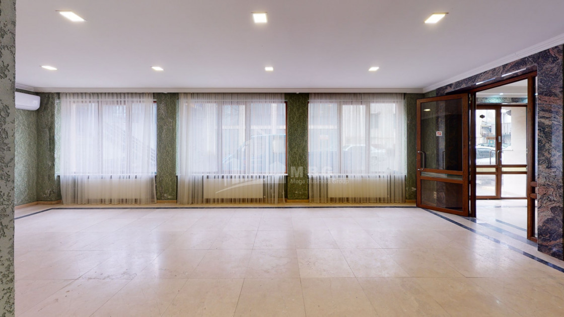 For Sale Building Commercial, in Kutaisi