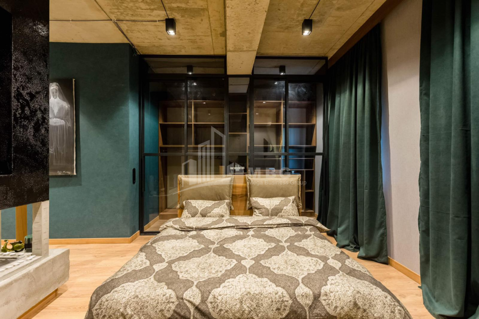 For Sale Flat, in Bagebi