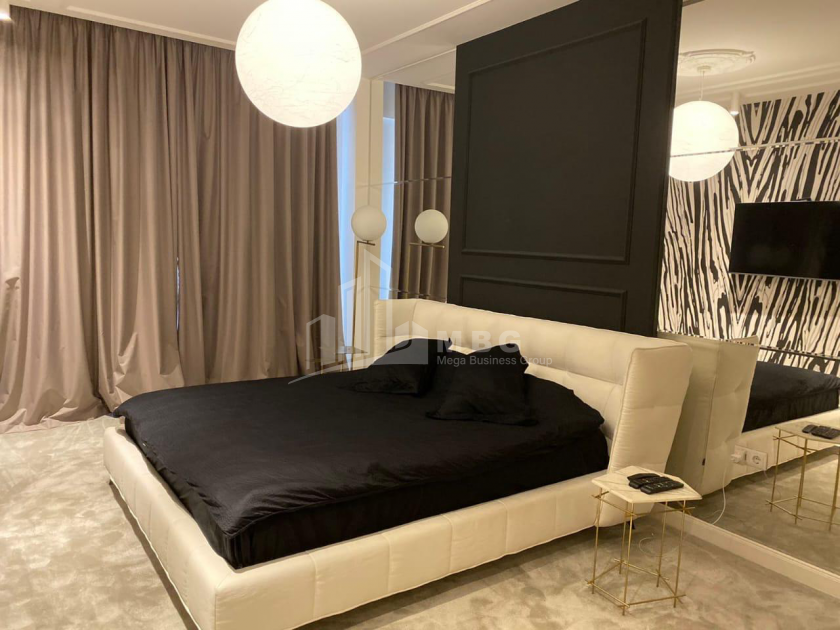 For Sale Flat, in Vake