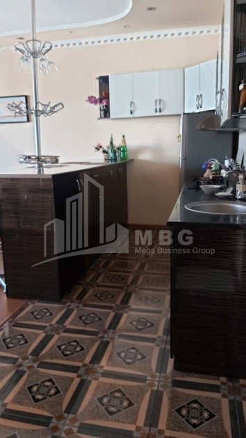 იყიდება ბინა, გლდანის მასივი