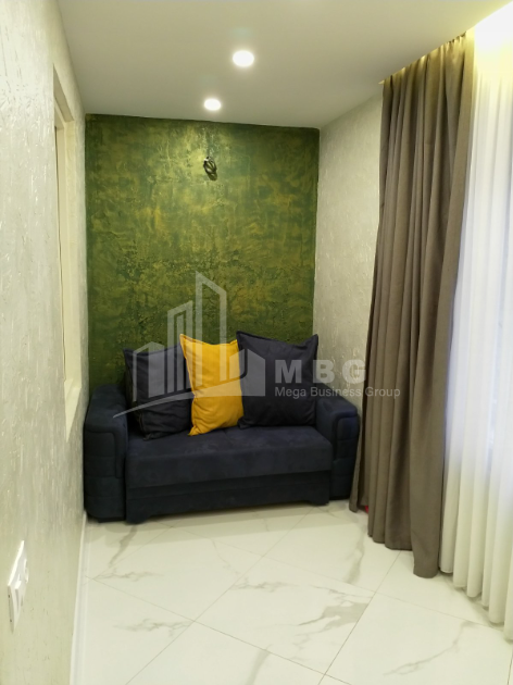 For Sale Flat, in Isani