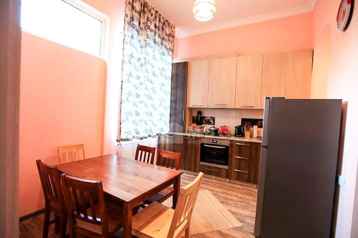 For Sale Flat, in Okros ubani