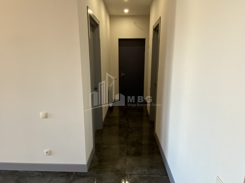 For Sale Flat, in Zemo Vera