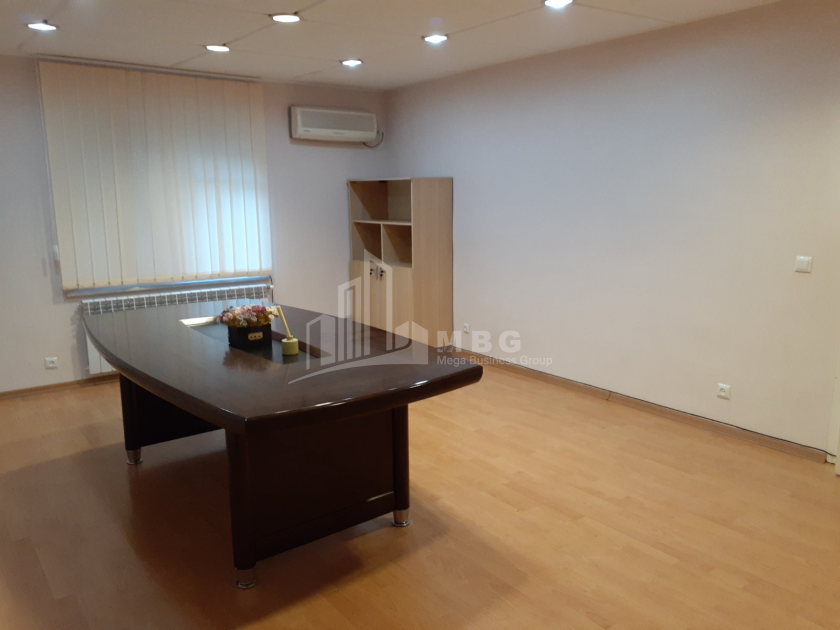 For Sale For office Commercial, in Mtatsminda