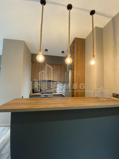 იყიდება ბინა, საბურთალო