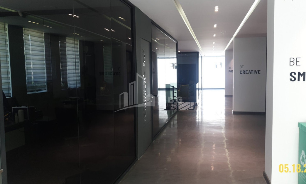 For Rent Building Commercial, in Mukhiani