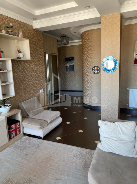 For Sale Flat, in Surrounding area of metro Guramishvili