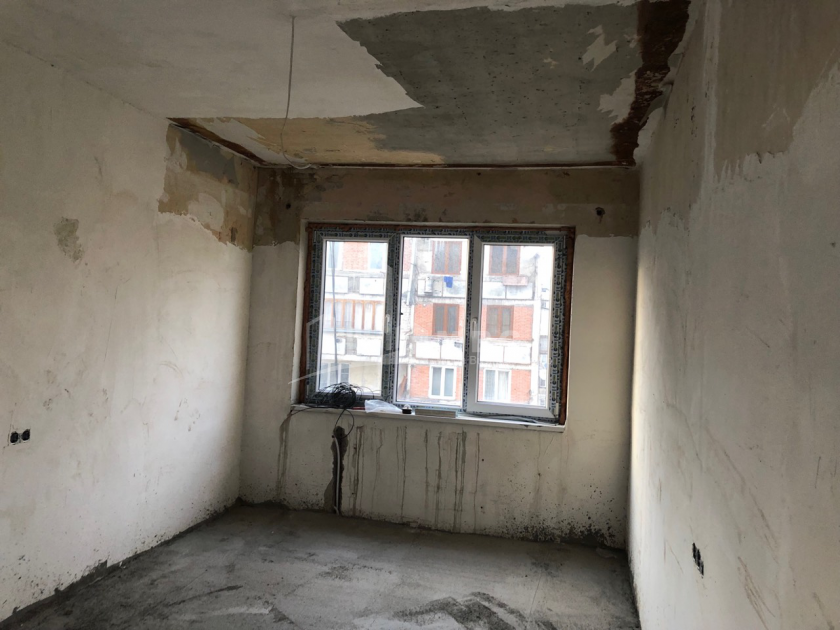 For Sale Flat, in Varketili