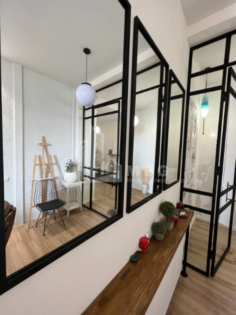 Продается Квартира, в Ваке