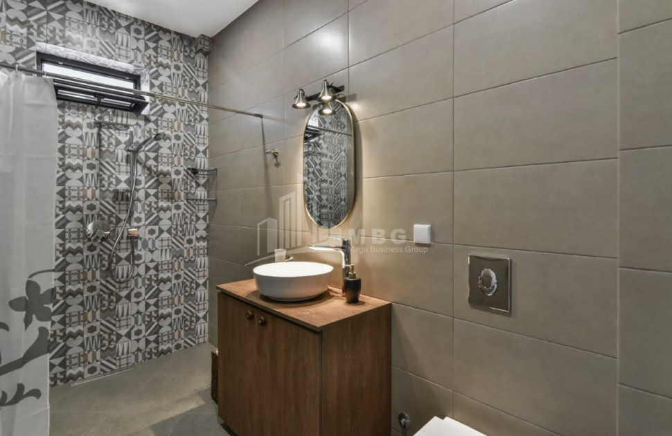 For Sale House - Villa, in Okrokana