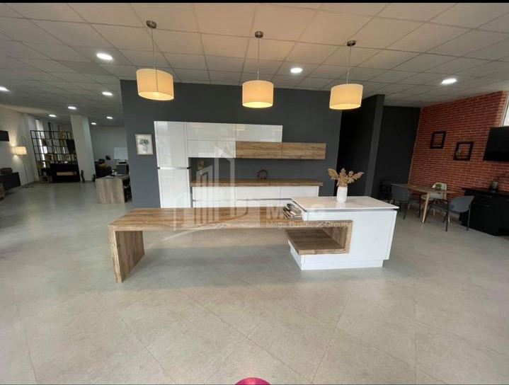 В аренду Торговый Коммерческий, в Диди Дигоми