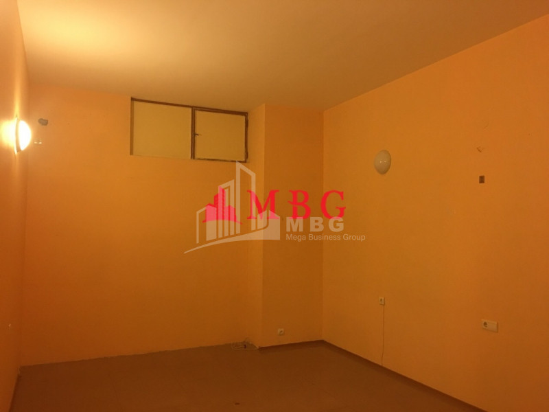 For Rent Витражный фасад Commercial, in Vake