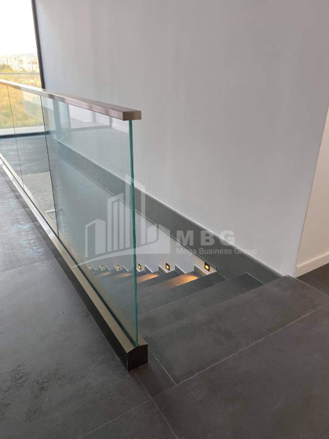 For Rent For office Commercial, in Svanetis Ubani