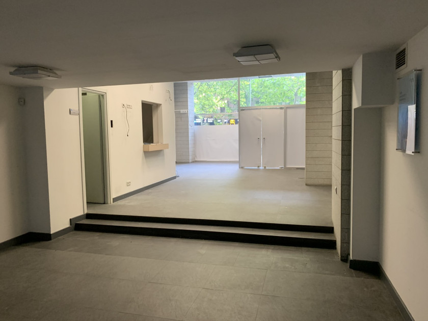 For Rent For office Commercial, in Saburtalo